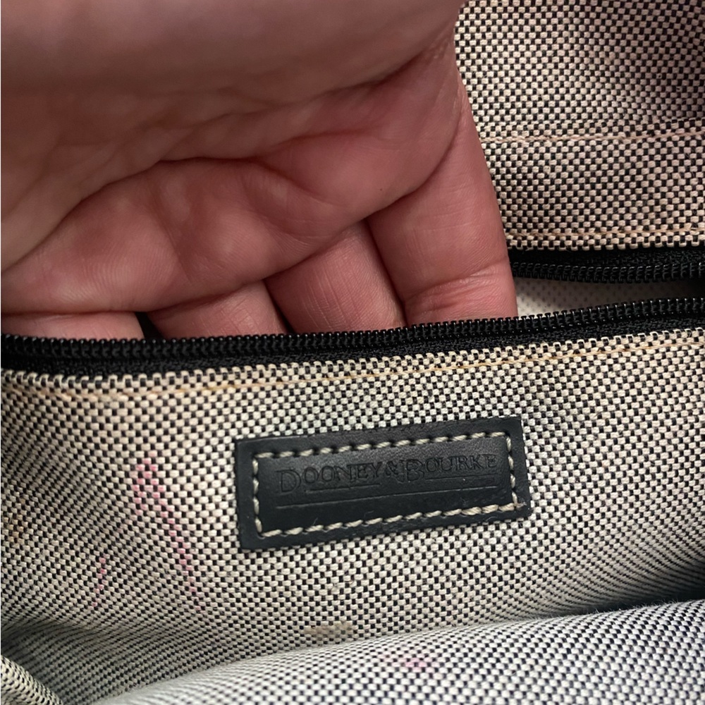 D&B Signature Canvas Bag With Matching Coin Purse - image 4